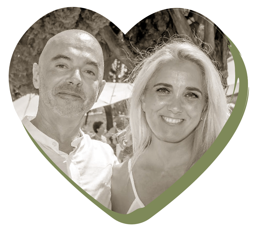 Mónica & Peter, founders of the Connective Tantra School Mónica & Peter, founders of the Connective Tantra School